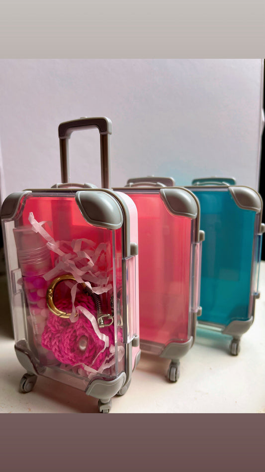 Mini valise cosmétique 1,50 reversé pour la lutte contre le cancer du sein 🎗️🎀